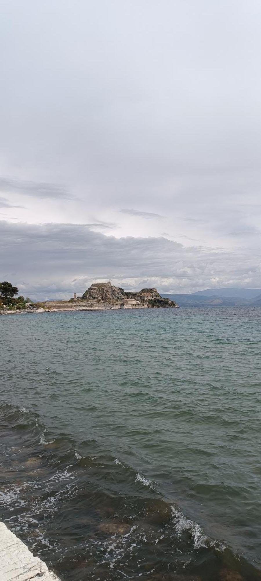 Muses Luxury Suites Corfu  Buitenkant foto