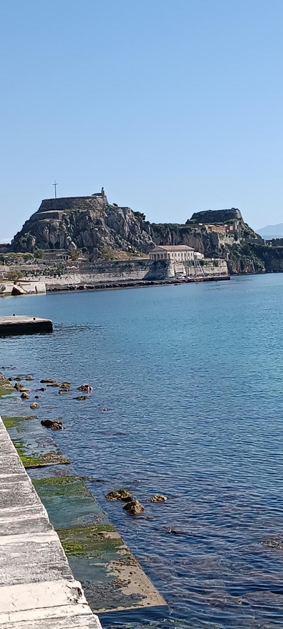 Muses Luxury Suites Corfu  Buitenkant foto